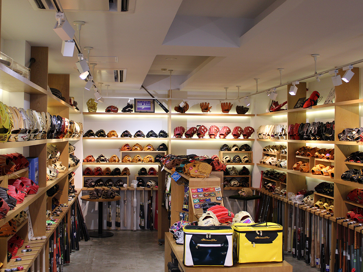 周南スポーツ 内装